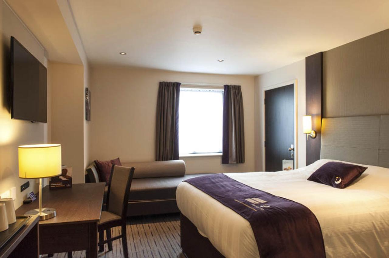 Premier Inn Southwark Borough High St London Exteriör bild