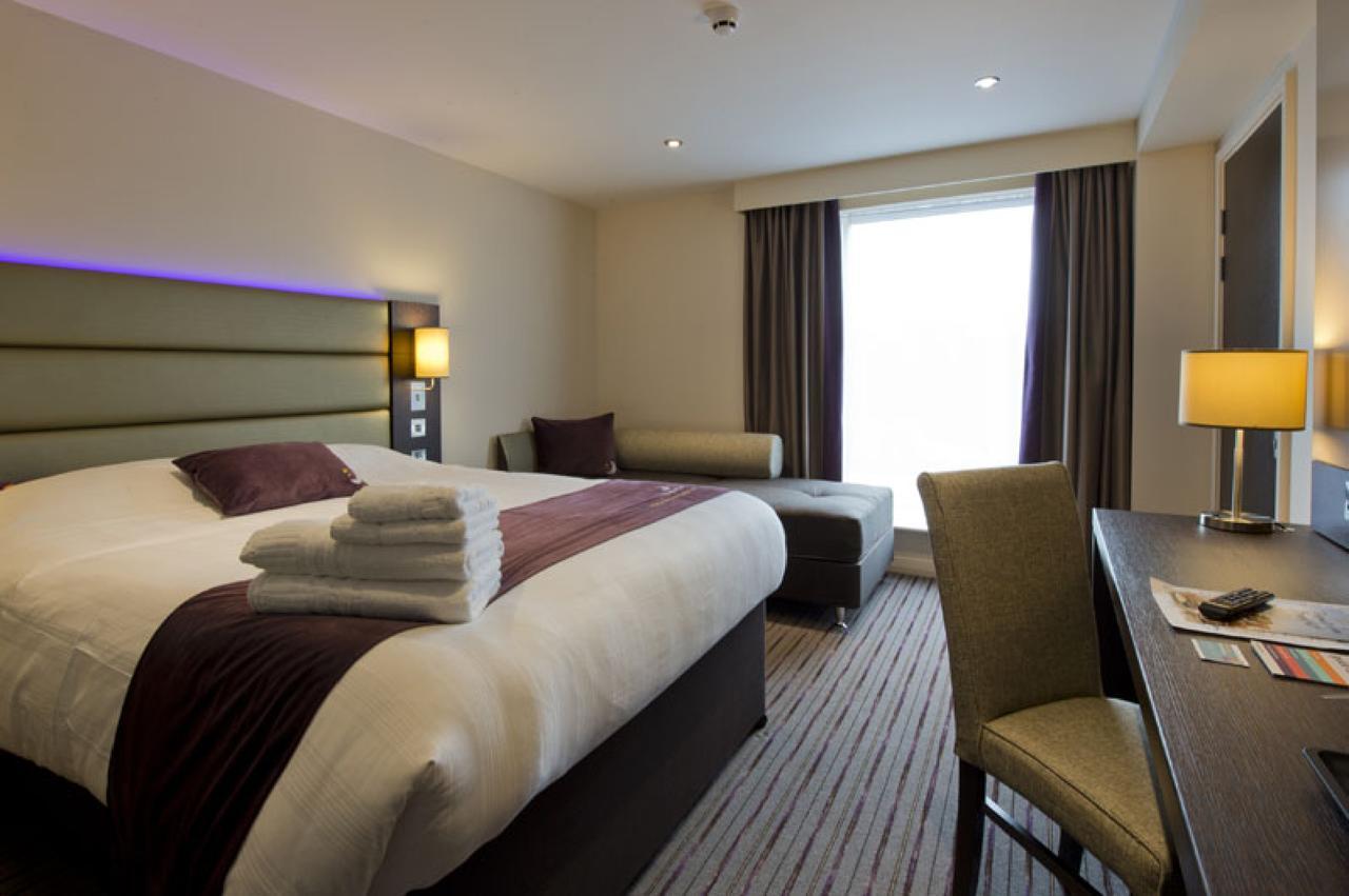 Premier Inn Southwark Borough High St London Exteriör bild