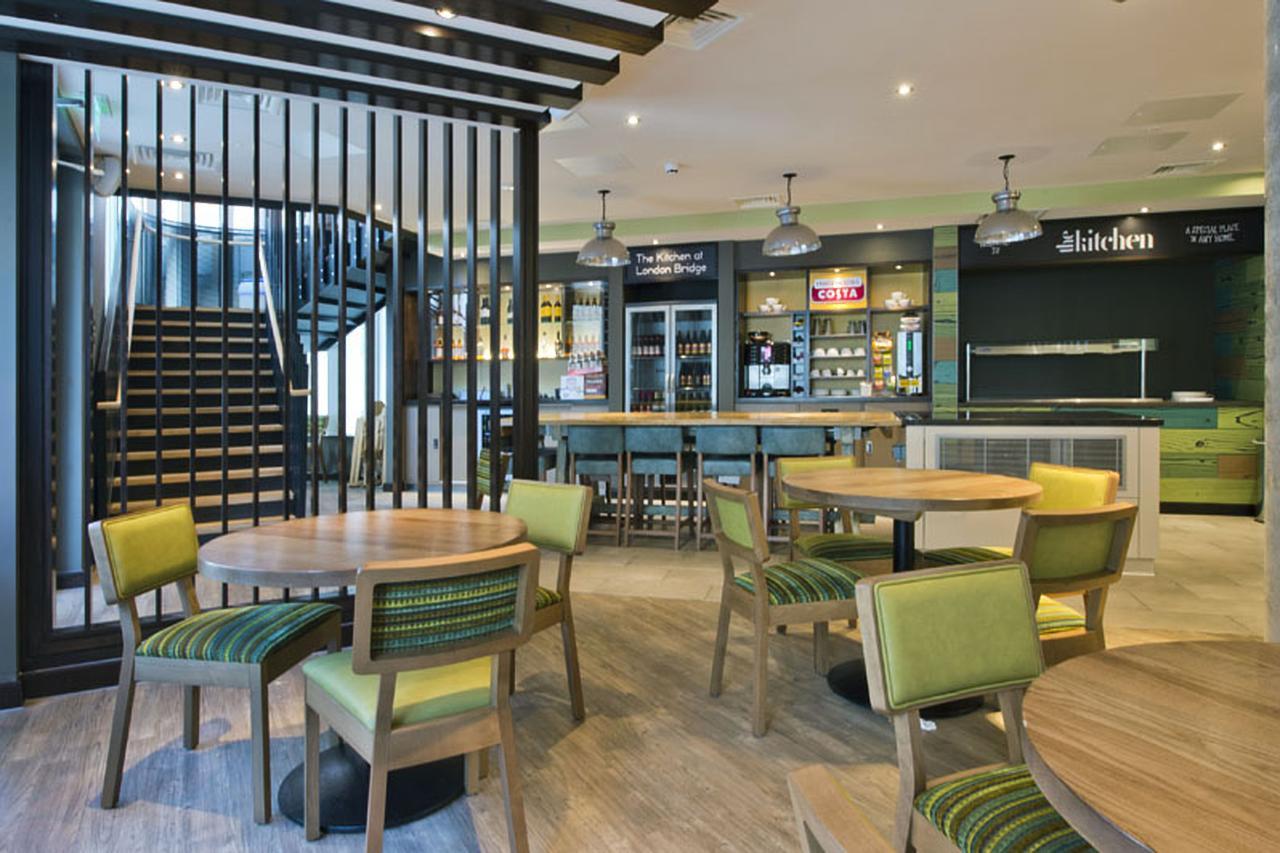 Premier Inn Southwark Borough High St London Exteriör bild